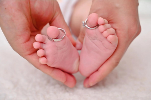 贵阳几个月宝宝可以枕枕头